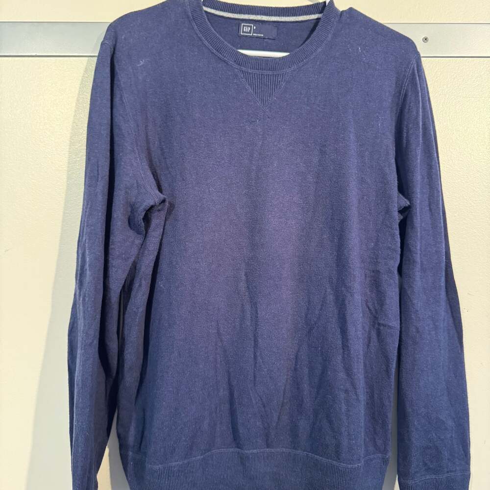 Gap Classic Navy Crewneck Sweater